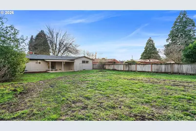 610 Colonial Dr, Springfield, OR 97477 - Photo 20