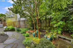 17932 NW Lone Rock Dr, Portland, OR 97229 - Photo 30