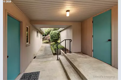 8000 SW Linden Rd, Portland, OR 97225 - Photo 32