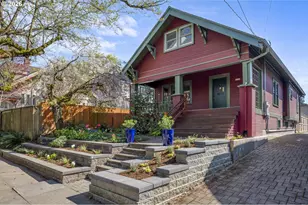 3324 SE Grant St, Portland, OR 97214 - Photo 2