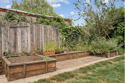 1915 NE 46th Ave, Portland, OR 97213 - Photo 44