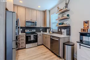 7726 SE Tolman St, Portland, OR 97206 - Photo 6