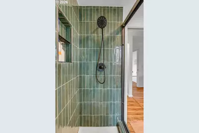 1131 NE 118th Ave, Portland, OR 97220 - Photo 30