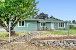 12905 NE 36th St, Vancouver, WA 98682 - Photo 2