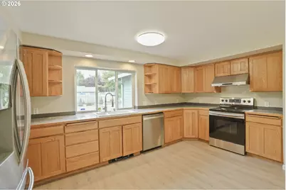 12905 NE 36th St, Vancouver, WA 98682 - Photo 8