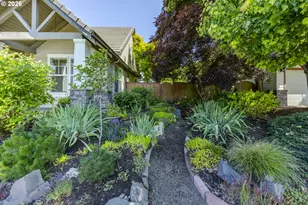 2299 Avengale Dr, Eugene, OR 97408 - Photo 8