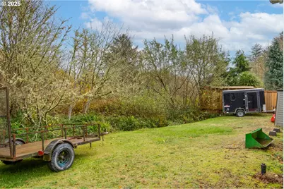 753 SW Kalmia Ave, Warrenton, OR 97146 - Photo 34