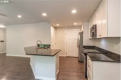 4509 Ridenour St, Roseburg, OR 97470 - Photo 8