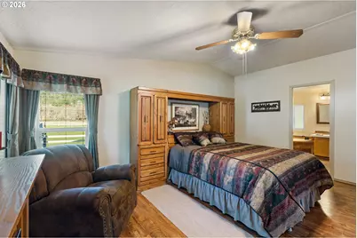 11119 N Myrtle Rd, Myrtle Creek, OR 97457 - Photo 22