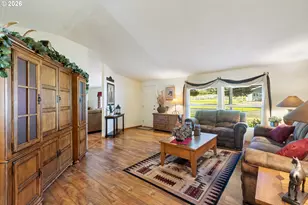 11119 N Myrtle Rd, Myrtle Creek, OR 97457 - Photo 10