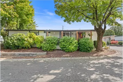 21100 NE Sandy Blvd, Fairview, OR 97024 - Photo 46