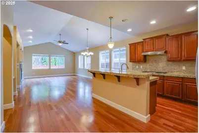 1403 SE 194th Pl, Camas, WA 98607 - Photo 4