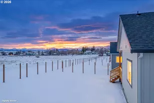 512 SW 6th St, Metolius, OR 97741 - Photo 14