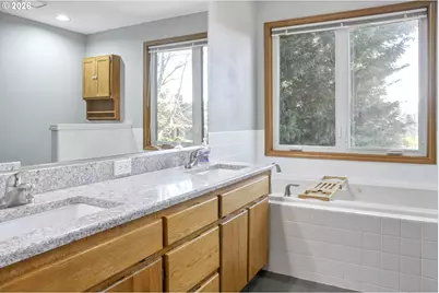 13350 SW Snowshoe Ln, Beaverton, OR 97008 - Photo 26