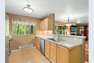 730 NW 185th Ave #107, Beaverton, OR 97006 - Photo 4