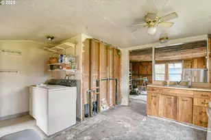 703 SE Isaac Ave, Pendleton, OR 97801 - Photo 14