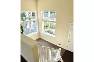 2608 SW Hume Ct, Portland, OR 97219 - Photo 4