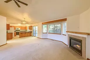 36909 Eldridge Dr, Sandy, OR 97055 - Photo 10