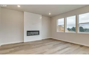 9481 SE Crystal Rose St, Happy Valley, OR 97086 - Photo 8