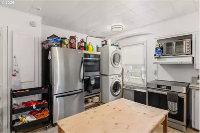 239 E 14th Ave, Eugene, OR 97401 - Photo 10