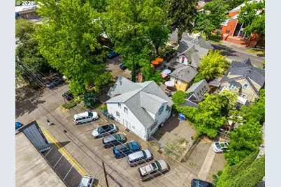 239 E 14th Ave, Eugene, OR 97401 - Photo 30