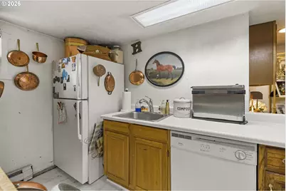 239 E 14th Ave, Eugene, OR 97401 - Photo 42