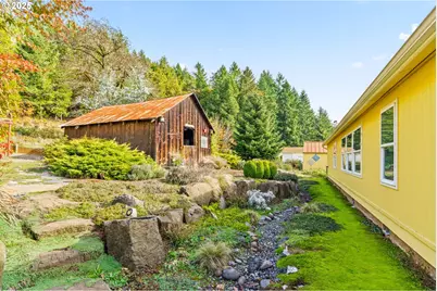 47849 W 2nd St, Oakridge, OR 97463 - Photo 32