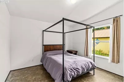 47849 W 2nd St, Oakridge, OR 97463 - Photo 26