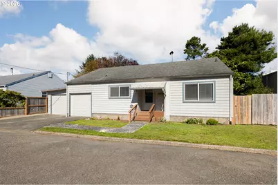 208 NW 7th St, Newport, OR 97365 - Photo 1