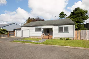 208 NW 7th St, Newport, OR 97365 - Photo 1