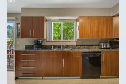 1454 SW 4th St, Gresham, OR 97080 - Photo 10
