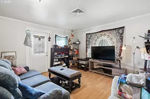 1514 E 14th St, The Dalles, OR 97058 - Photo 4