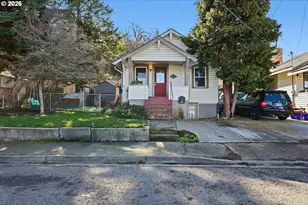 1514 E 14th St, The Dalles, OR 97058 - Photo 2