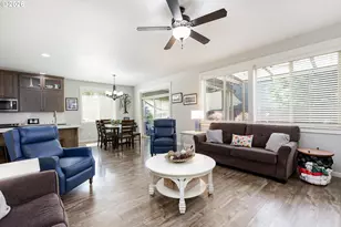 19107 Windmill Dr, Oregon City, OR 97045 - Photo 10