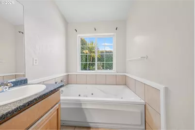 96407 Oceanside East Dr, Brookings, OR 97415 - Photo 20