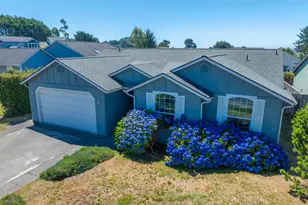 96407 Oceanside E Dr, Brookings, OR 97415 - Photo 38