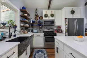 3087 SW Beach Ave, Lincoln City, OR 97367 - Photo 10