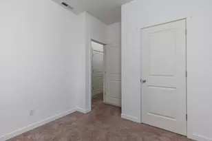 12661 SE Lydia Ct, Portland, OR 97236 - Photo 26