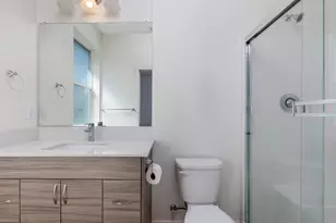 12661 SE Lydia Ct, Portland, OR 97236 - Photo 24