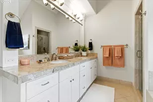 784 3rd St, Lake Oswego, OR 97034 - Photo 26