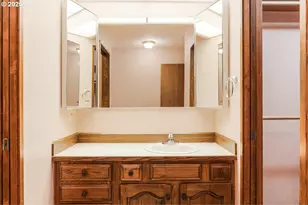 324 N Peacock Ct, Newberg, OR 97132 - Photo 28