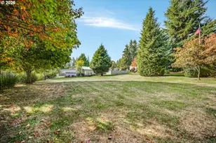 16700 SE Bel Air Dr, Damascus, OR 97089 - Photo 28