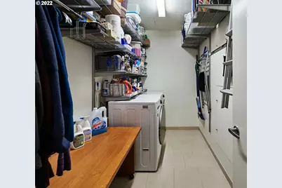 1001 NW Lovejoy St #404, Portland, OR 97209 - Photo 20