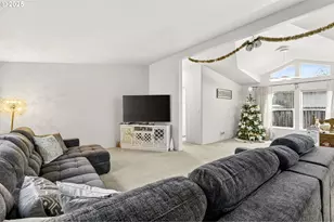 1614 Granite St, Woodburn, OR 97071 - Photo 2