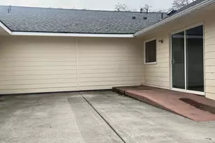 625 S Elizabeth St, Milton-Freewater, OR 97862 - Photo 8