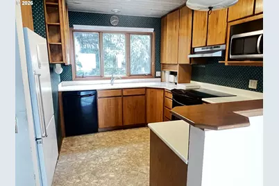 94444 Linda Ln, Gold Beach, OR 97444 - Photo 6