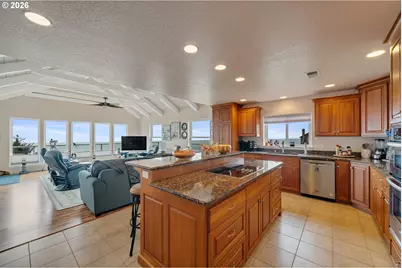 503 Kesterson Ct, Rockaway Beach, OR 97136 - Photo 6