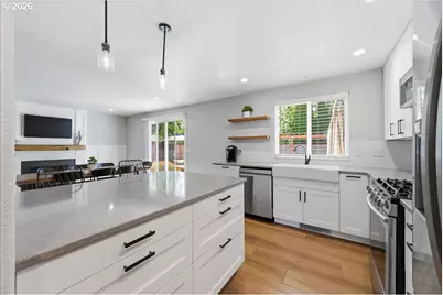 18988 SW Pike Ln, Beaverton, OR 97078 - Photo 12