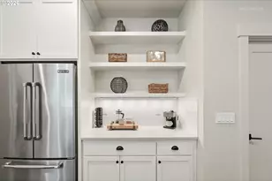 12252 SW 13th Ct, Portland, OR 97219 - Photo 18