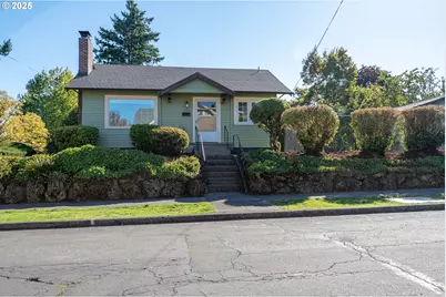 5734 NE Broadway, Portland, OR 97213 - Photo 2